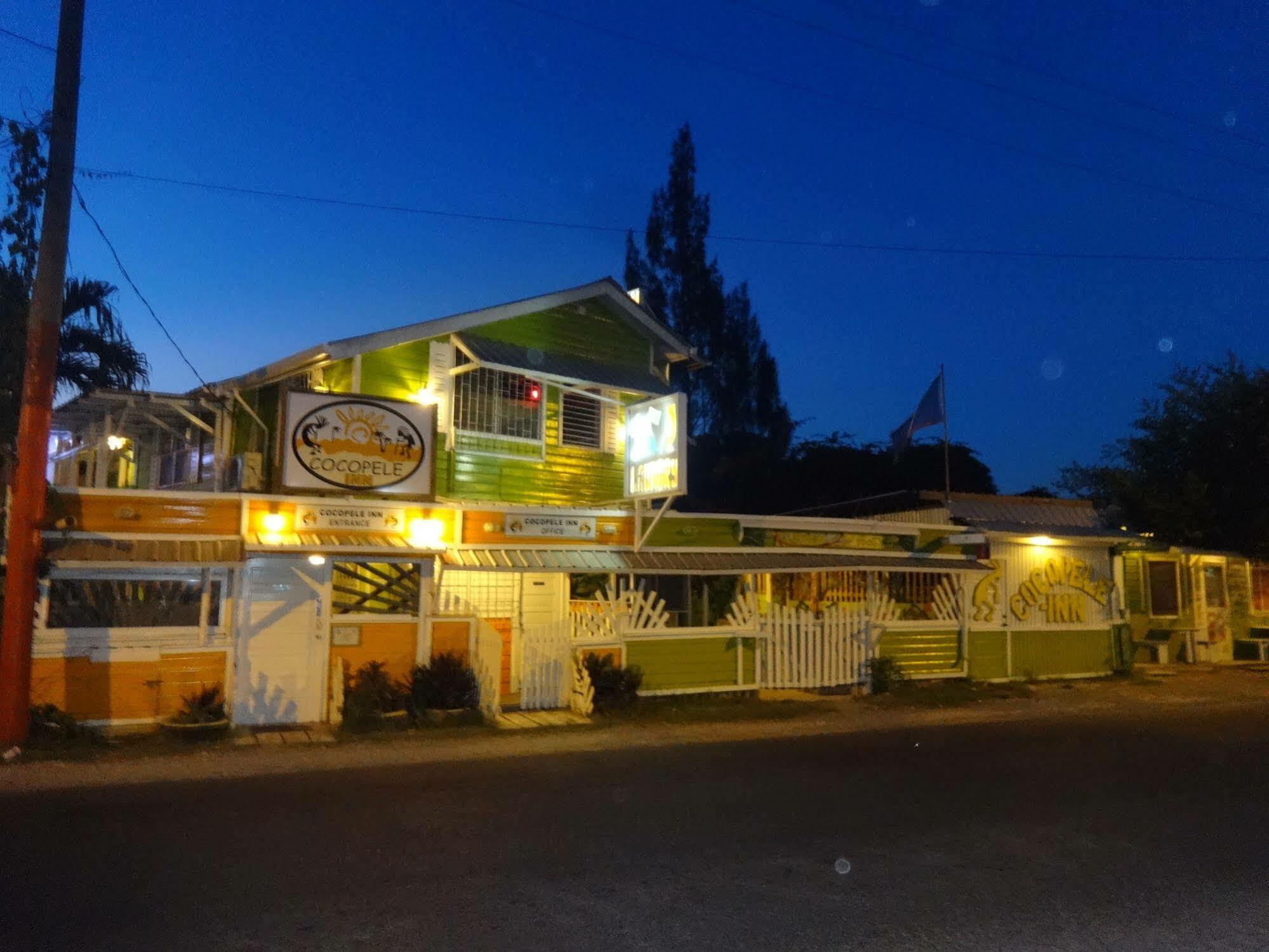 Cocopele Inn Сан-Игнасио Экстерьер фото